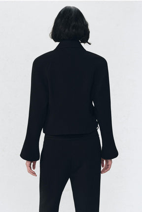 GEPOLSTERTE SCHULTERJACKE