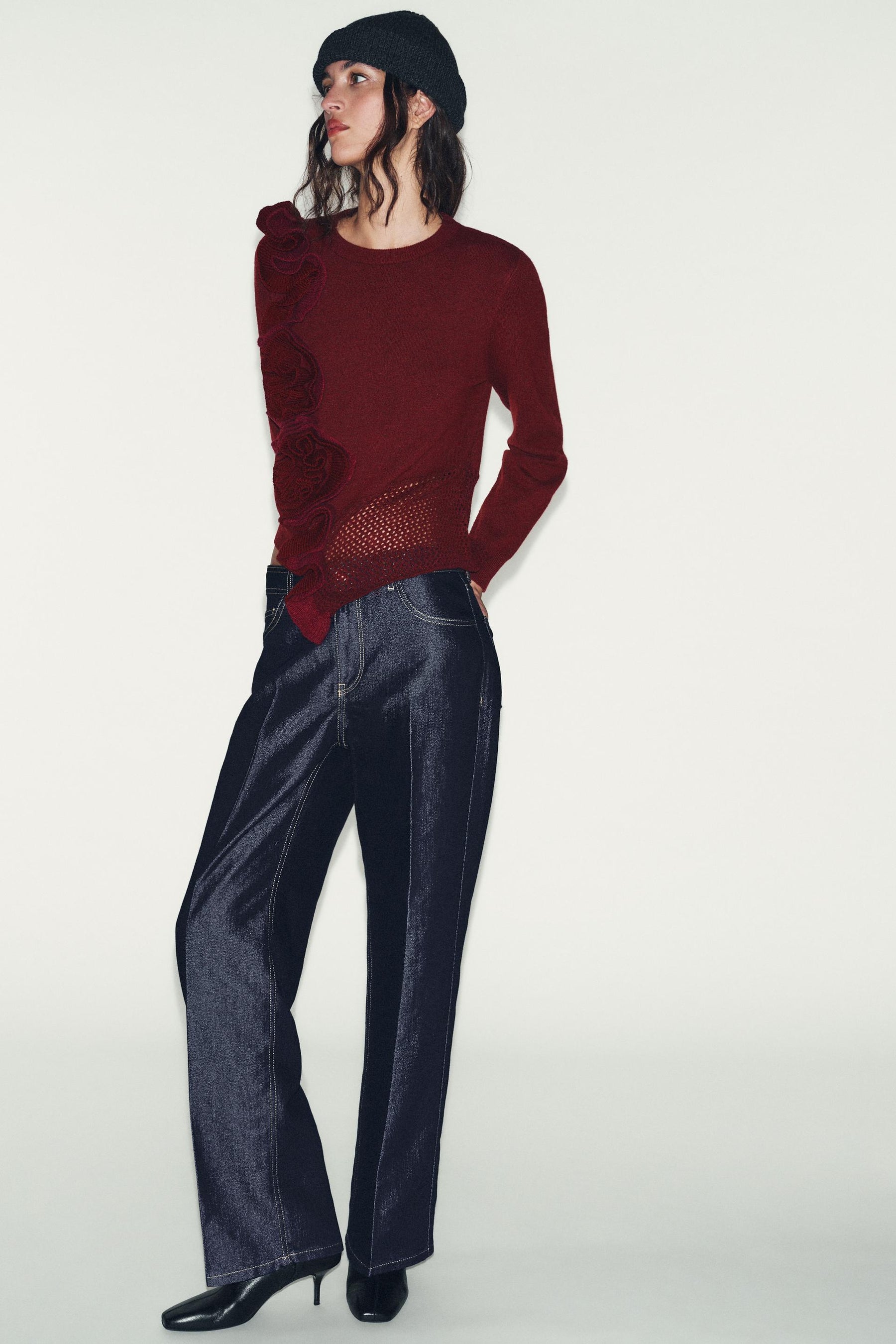 FLORAL TEXTURED KNIT JUMPER - Image 1