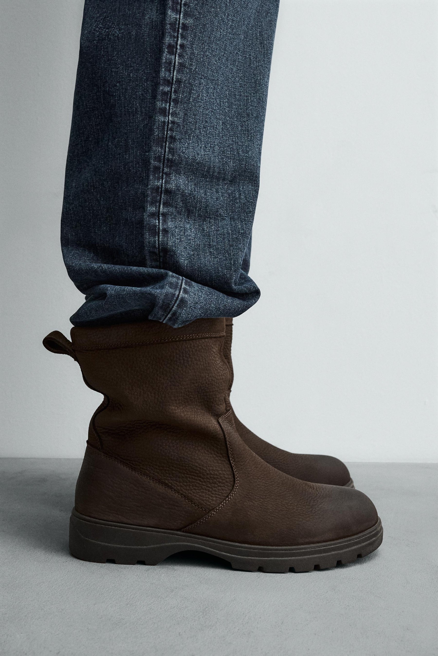 CHUNKY LEATHER BOOTS - Image 1