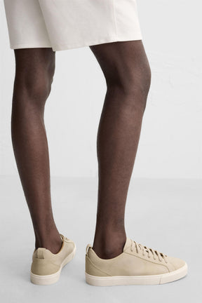 BASIC TRAINERS - Image 3