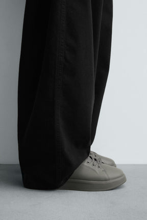 MONOCHROME CHUNKY TRAINERS - Image 3