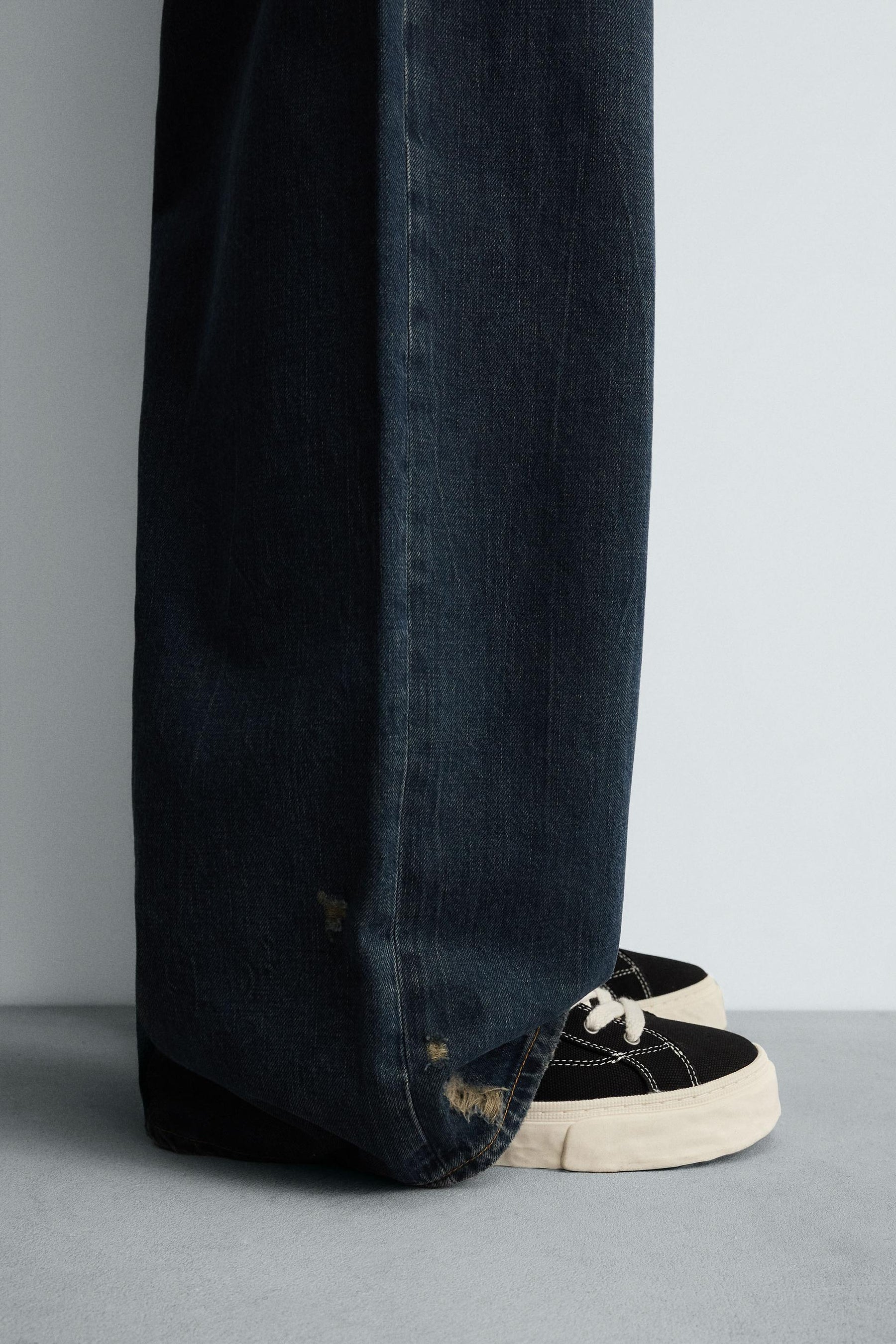 CHUNKY FABRIC TRAINERS - Image 3