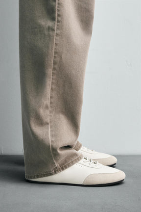 LEDER-SNEAKER IN LIMITIERTER AUFLAGE