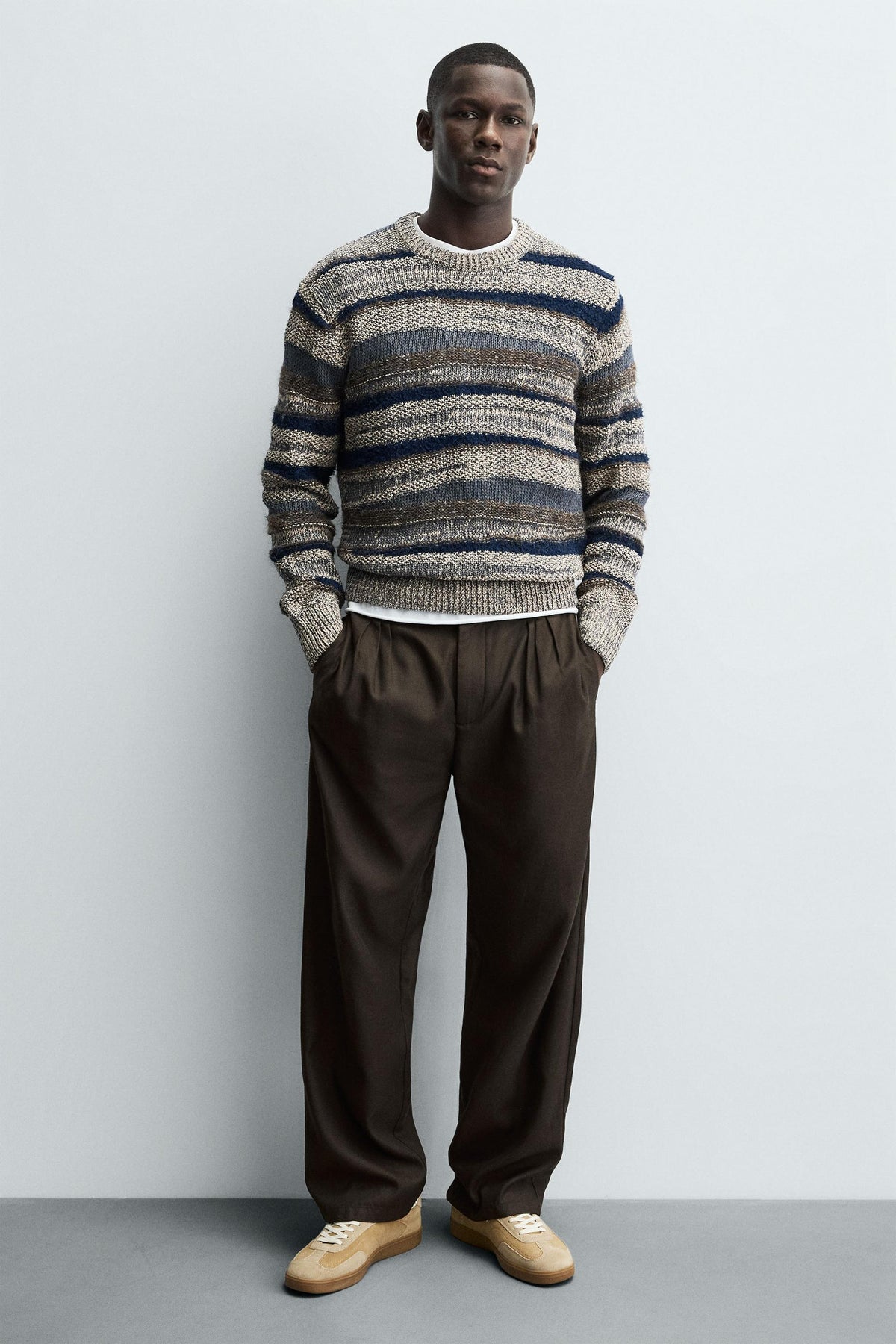 CONTRAST SOLE LEATHER TRAINERS - Image 2