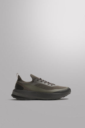 RUNNING SHOE - Image 1
