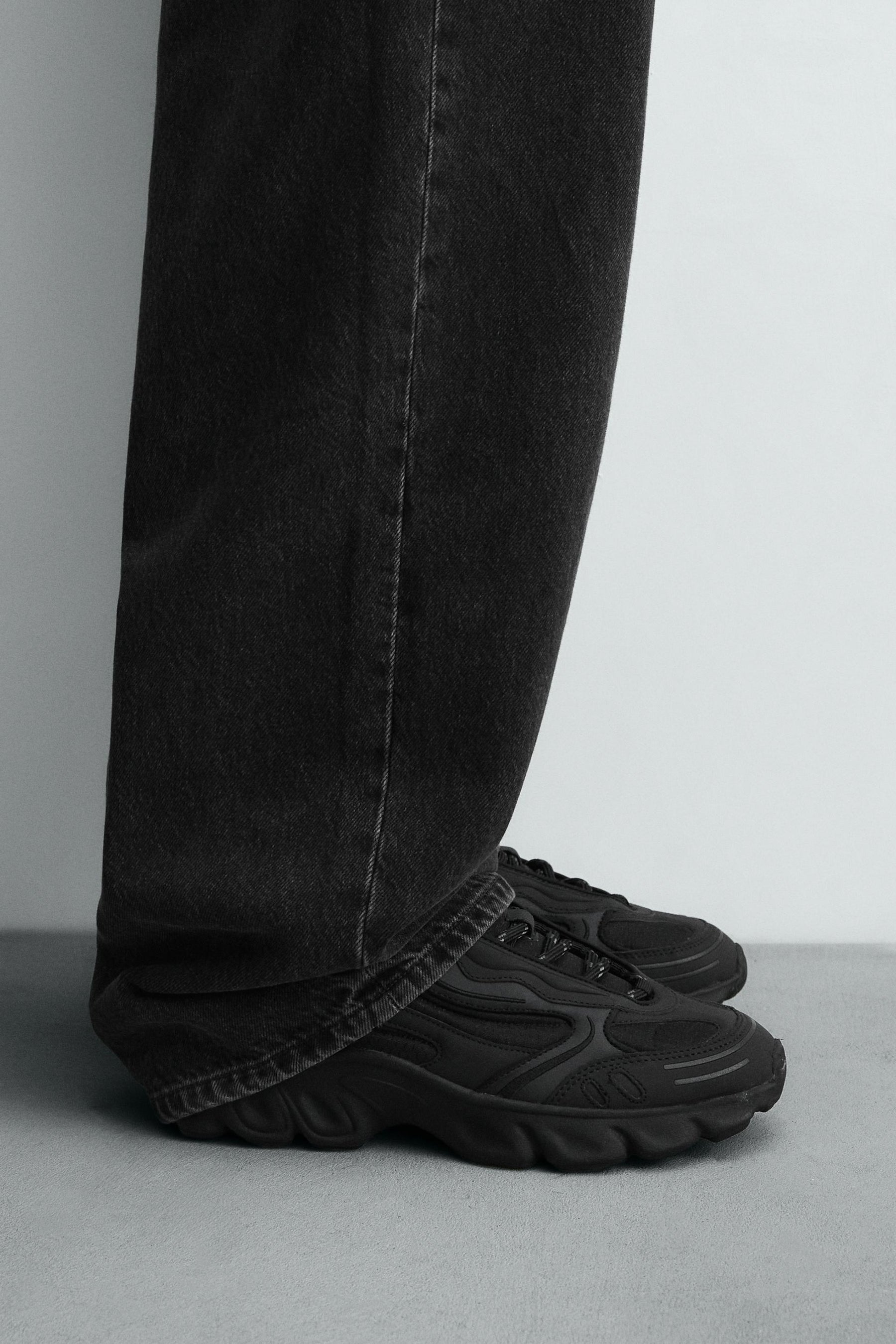 CHUNKY SOLE SNEAKERS - Image 1