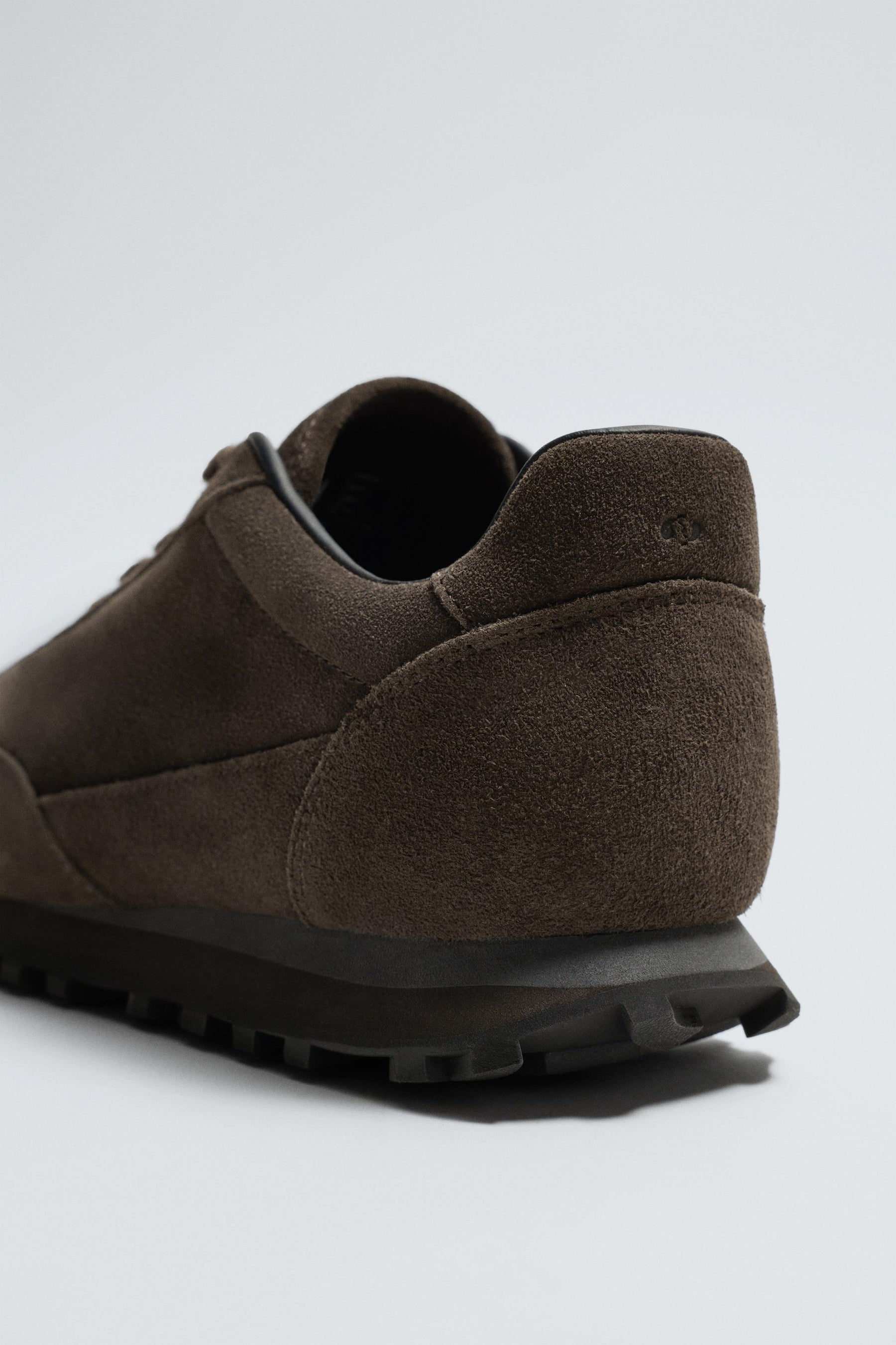 CASUAL LEATHER TRAINERS - Image 6