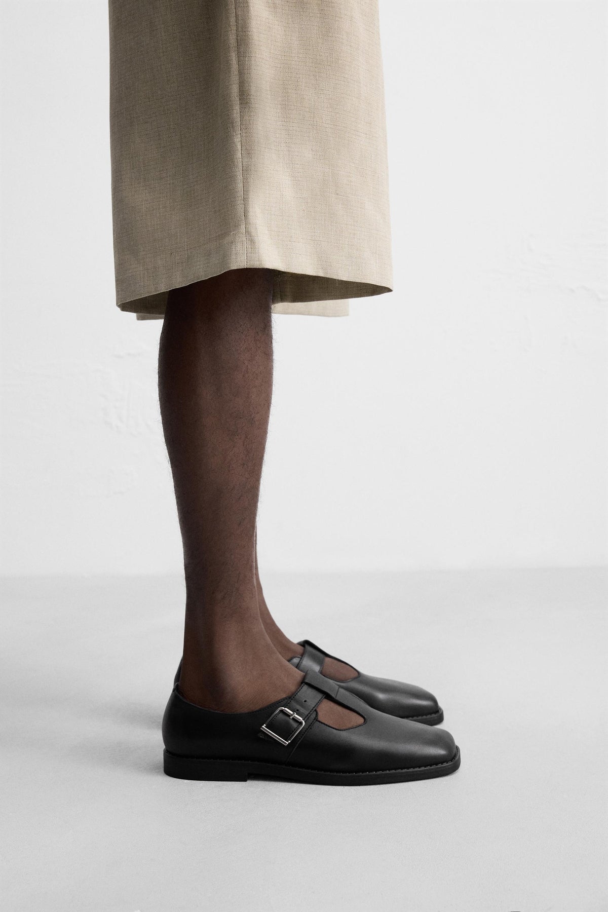 LEATHER BUCKLE SHOES - Image 1