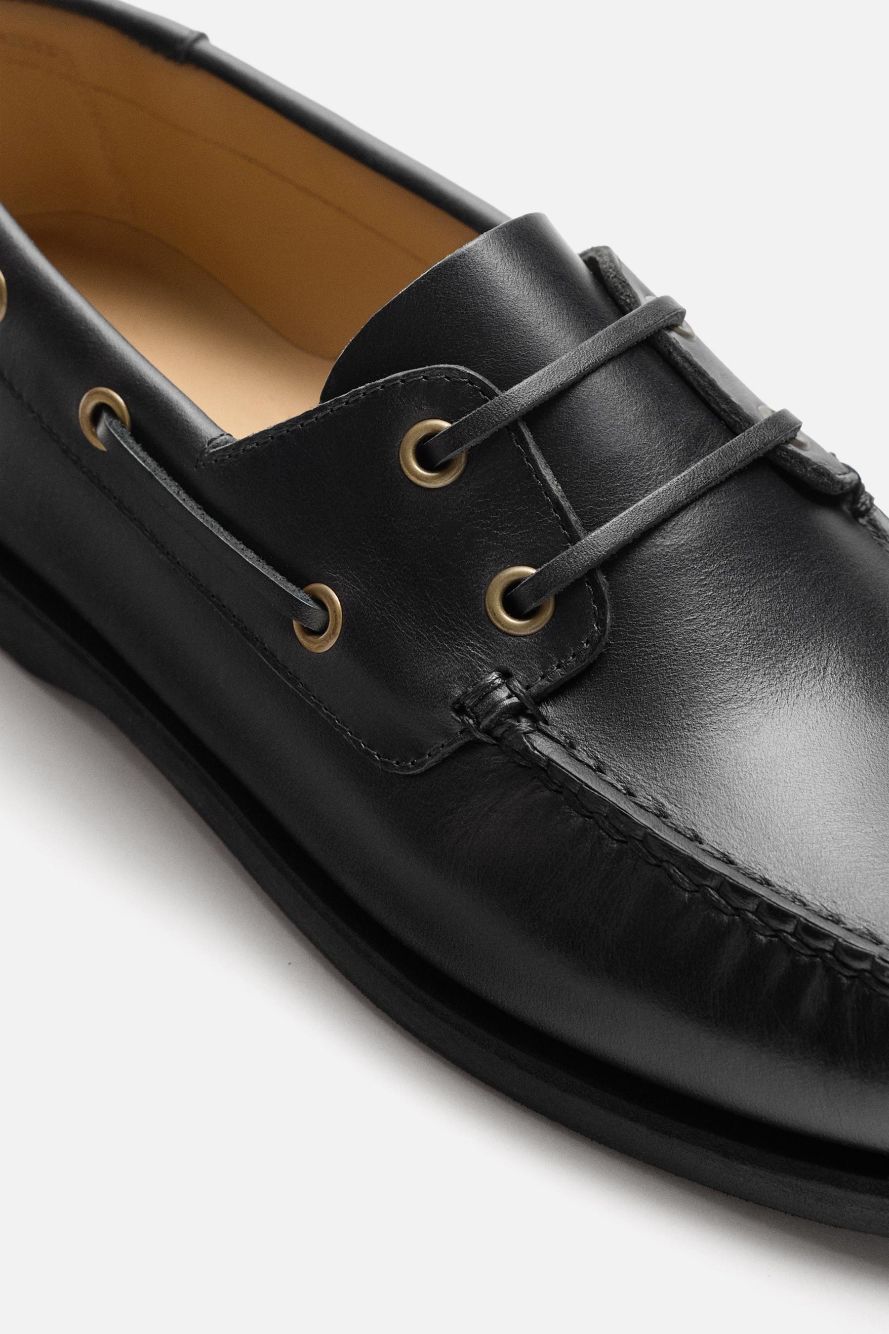 LIMITED EDITION LEATHER DECK SHOES - Image 6
