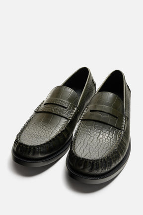 CROCODILE EMBOSSED LOAFER - Image 4