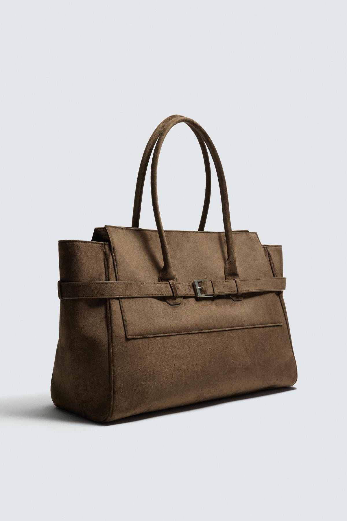 Modische Handtasche mit Gürtel