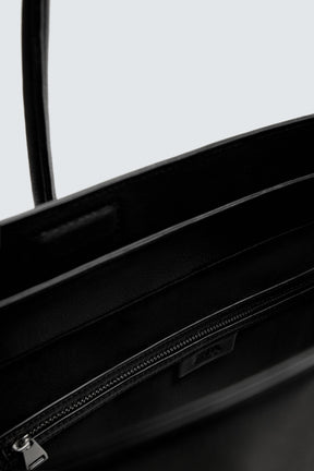 GÜRTELTE HANDTASCHE