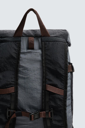 Rucksack mit Lederdetails