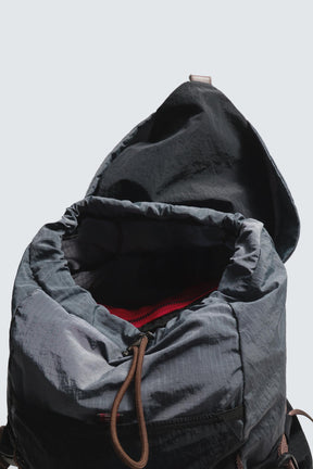 Rucksack mit Lederdetails