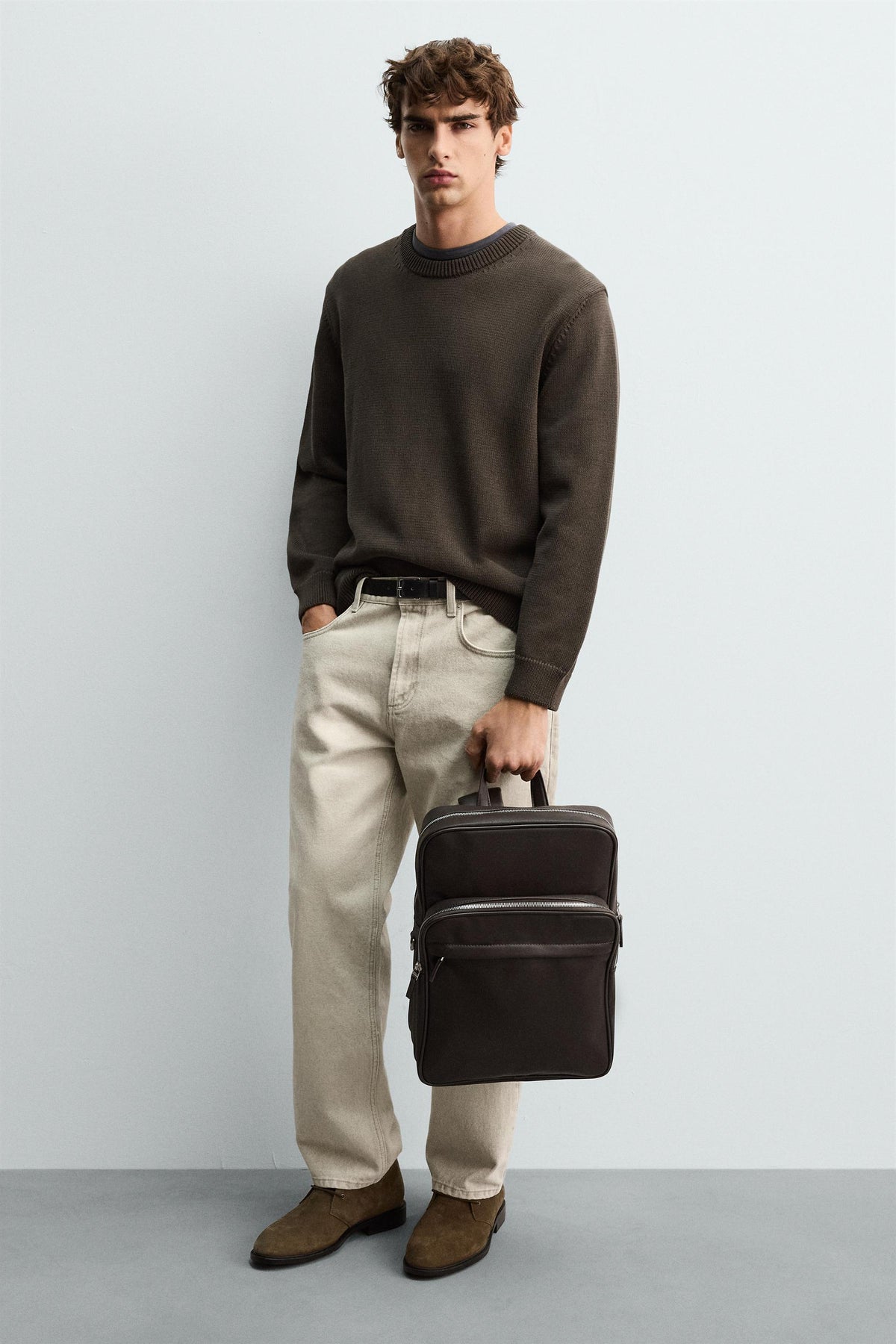 RUCKSACK MIT STRUKTUR