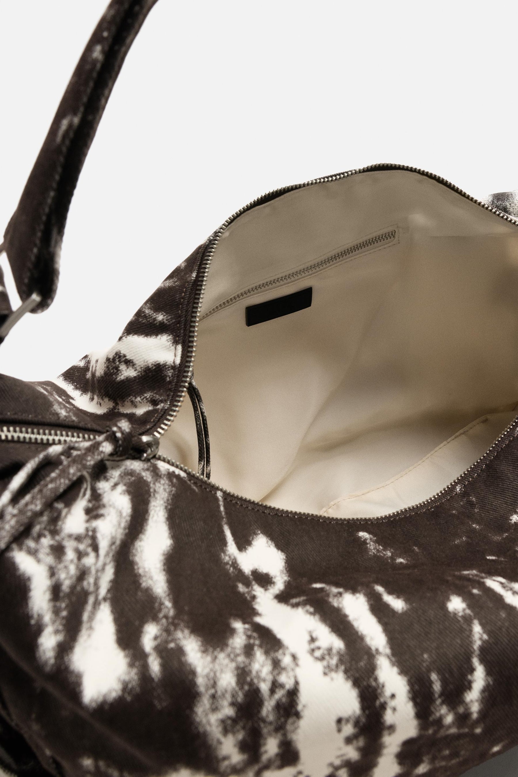 PRINTED FABRIC BAG - Image 6