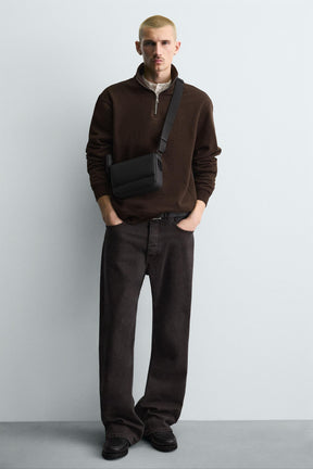 RUBBERISED TEXTURED CROSSBODY BAG - Image 2