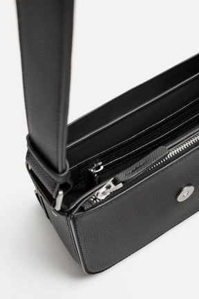 TEXTURED CROSSBODY BAG - Image 4