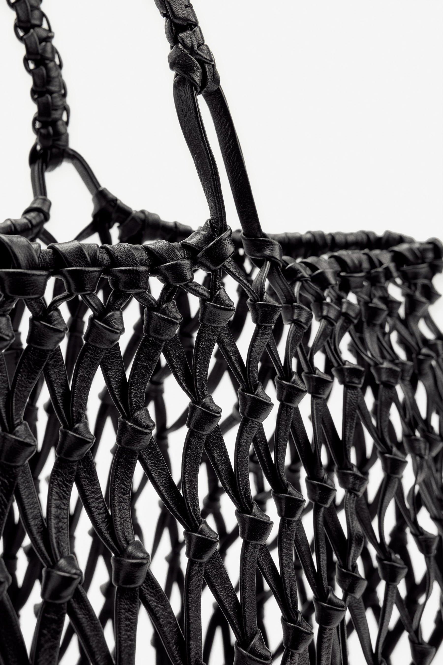 Maxi-Tasche aus geflochtenem Leder