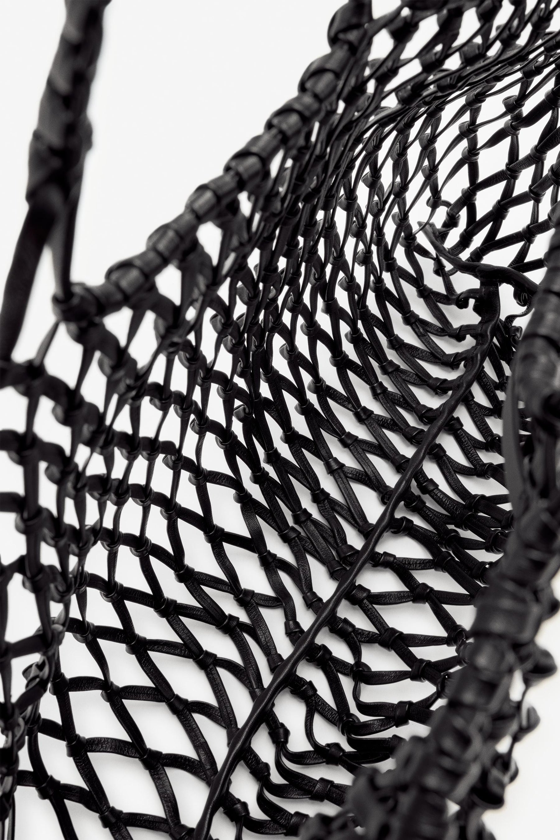 Maxi-Tasche aus geflochtenem Leder