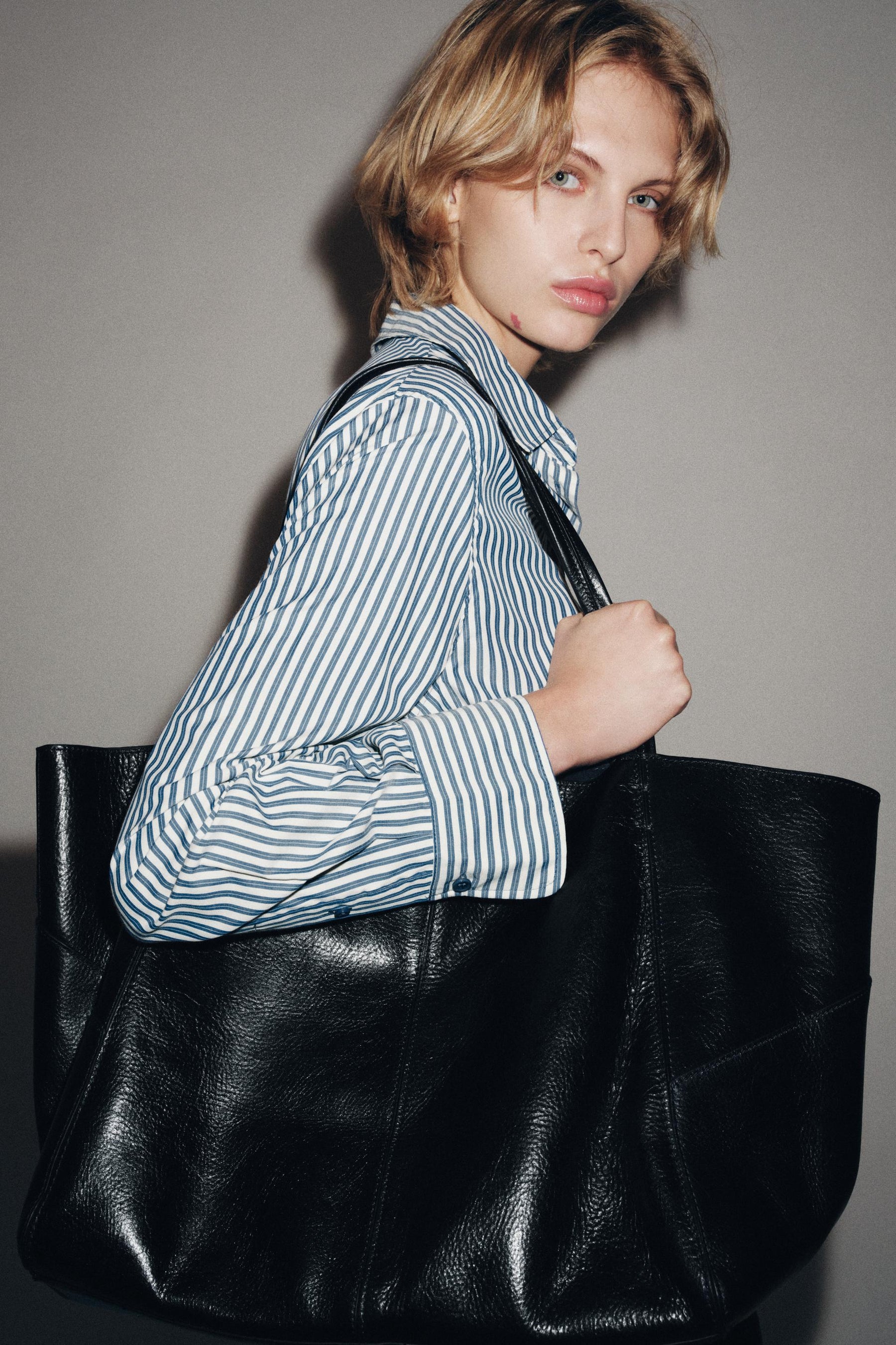 Maxi-Tasche aus Leder