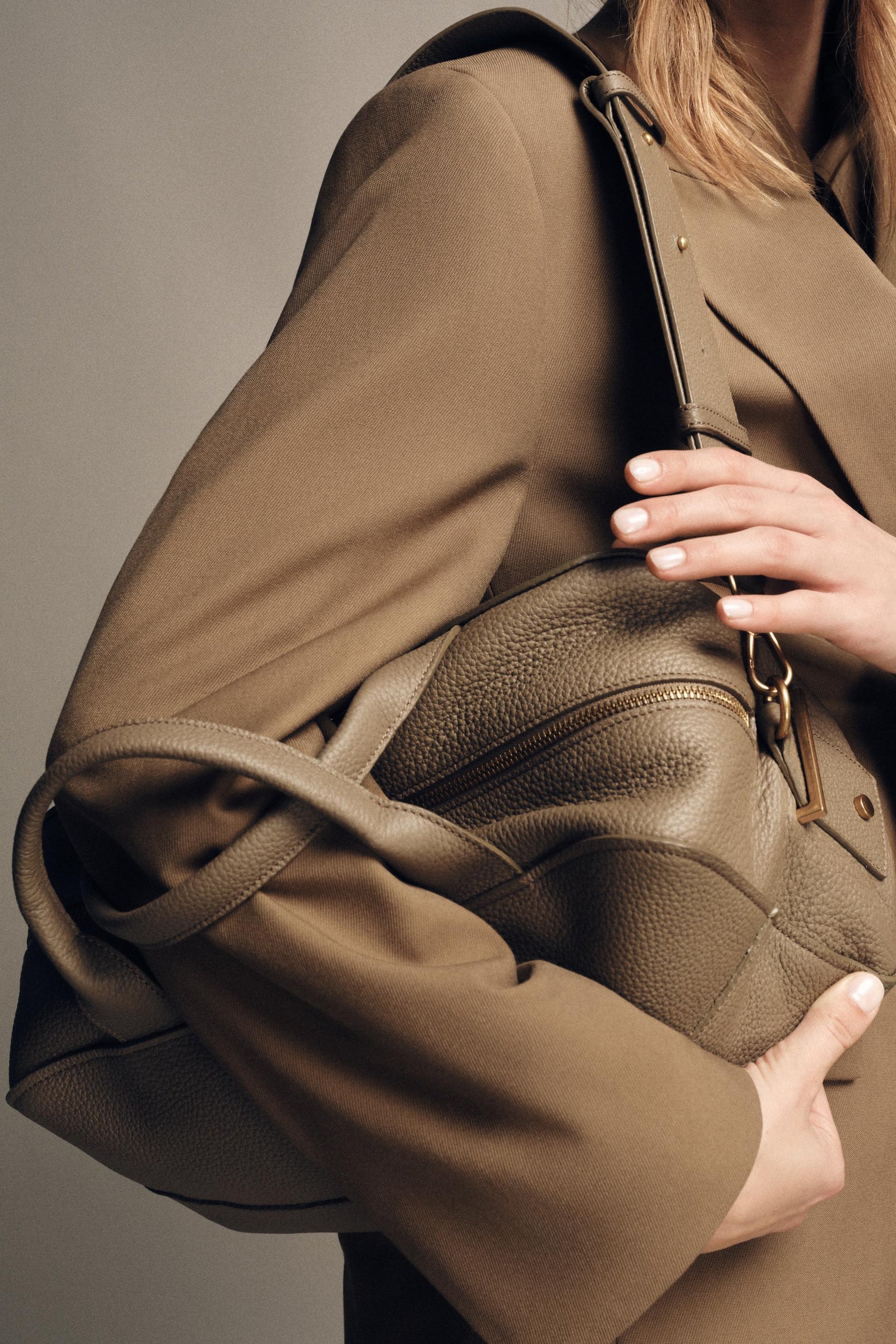 ERWEITERTE LEDERTASCHE