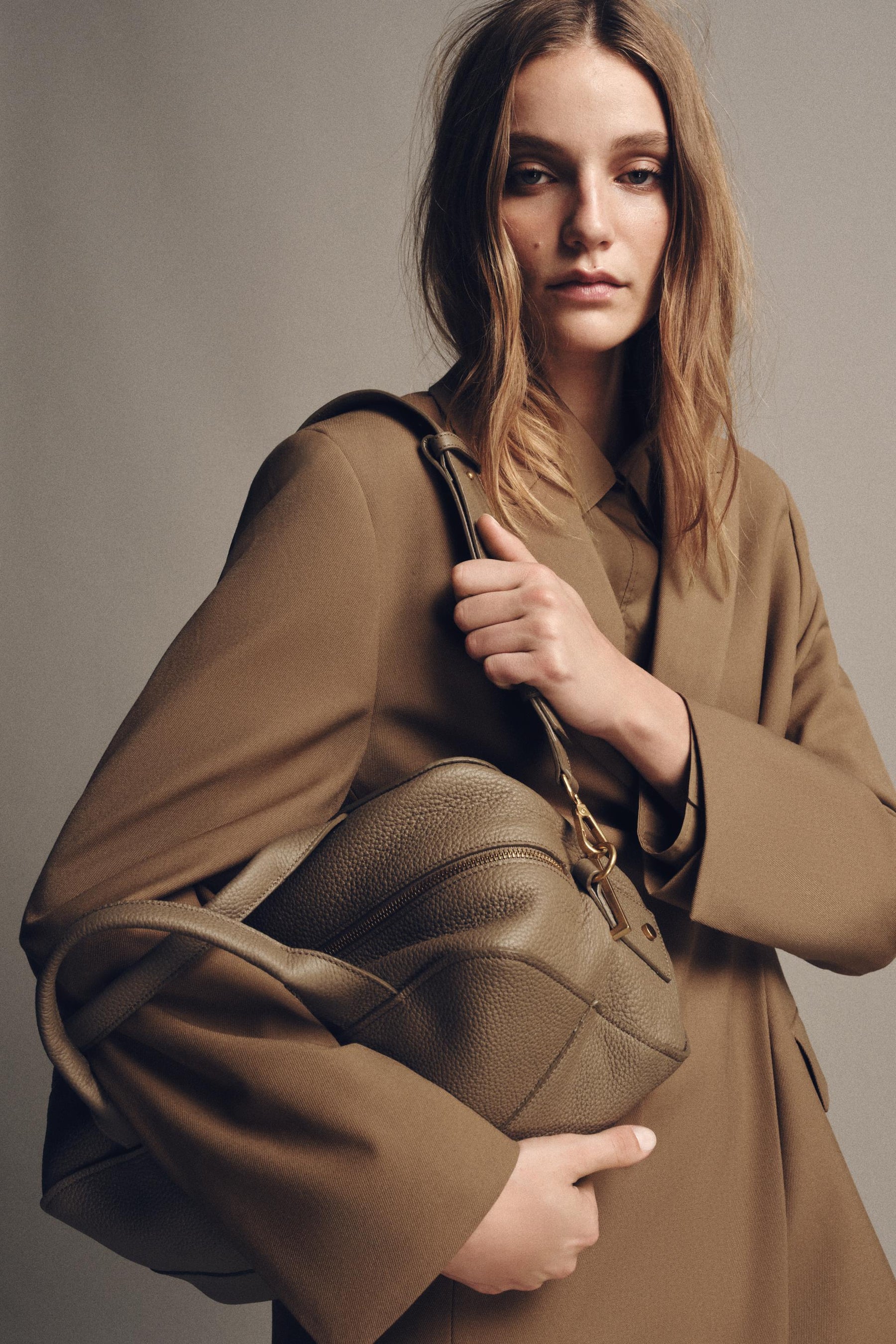 ERWEITERTE LEDERTASCHE