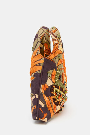 Mehrfarbige, perlenbesetzte Modetasche