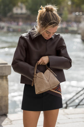 Mini-Tragetasche mit Ziernähten