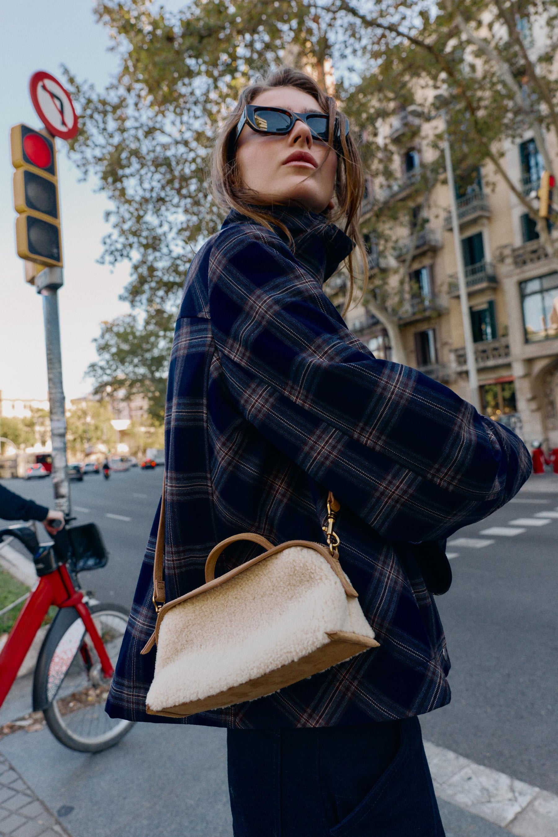 Tragetasche aus Lammfell