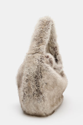 Beuteltasche aus Kunstpelz